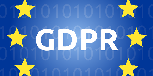 Teksti GDPR EUn keltaisten tähtien keskellä sinisellä taustalla